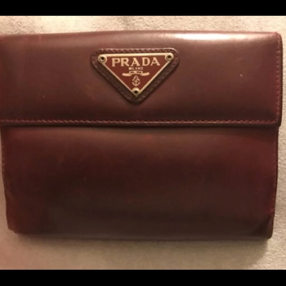 Prada Women Wallet- burgundy color